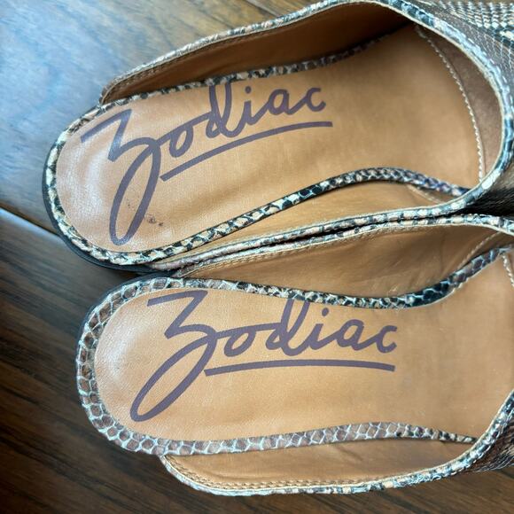 NWOB Zodiac Leather Snake Print Reptile Mules Sz 7.5 - Picture 4 of 11